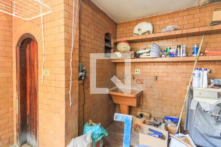 Casa à venda com 180m², 4 quartos e 2 vagasÁrea de Serviço