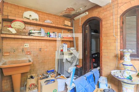 Casa à venda com 180m², 4 quartos e 2 vagasÁrea de Serviço