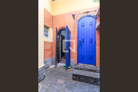 Casa à venda com 180m², 4 quartos e 2 vagasQuintal 2