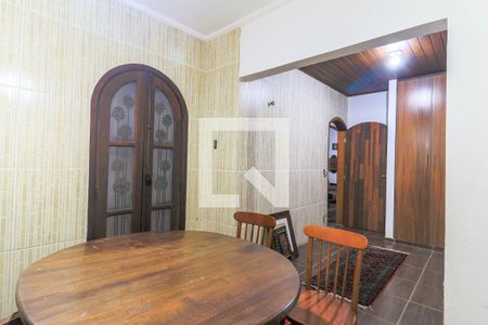 Casa à venda com 180m², 4 quartos e 2 vagasQuarto 1