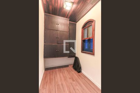 Casa à venda com 180m², 4 quartos e 2 vagasCloset do Quarto 4