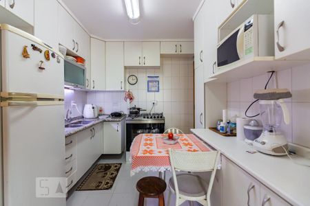 Apartamento para alugar com 164m², 4 quartos e 4 vagasCozinha
