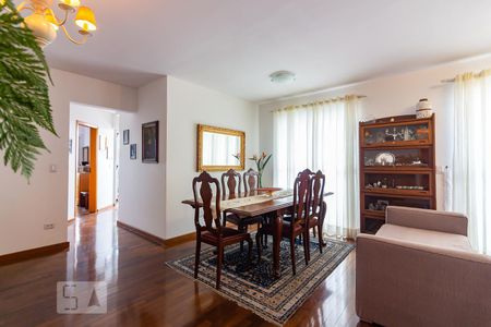 Sala de apartamento para alugar com 4 quartos, 164m² em Vila Osasco, Osasco