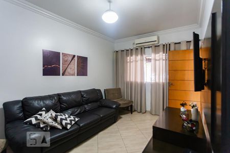 Sala de casa à venda com 3 quartos, 122m² em Jardim das Flores, Osasco