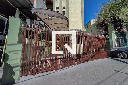 Apartamento para alugar com 55m², 2 quartos e sem vagaFachada