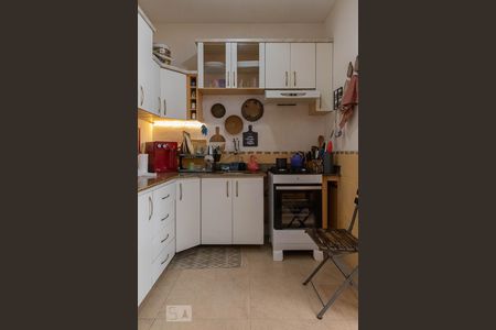 Apartamento à venda com 113m², 2 quartos e 2 vagasCozinha 