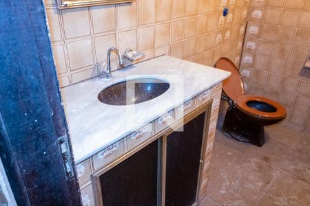 Casa para alugar com 213m², 3 quartos e 2 vagasBanheiro 2