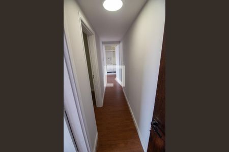 Apartamento à venda com 210m², 4 quartos e 2 vagasCorredor