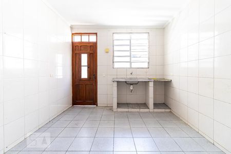 Cozinha de casa para alugar com 1 quarto, 30m² em Vila Clara, São Paulo