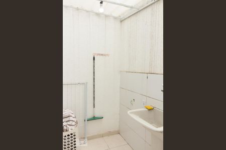 Área de serviço de casa para alugar com 2 quartos, 62m² em Campinho, Rio de Janeiro