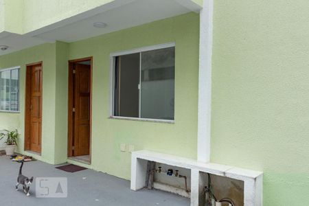 Área comum - acesso às casas e vaga de carro de casa para alugar com 2 quartos, 62m² em Campinho, Rio de Janeiro