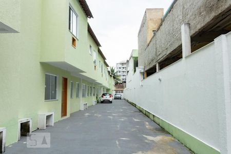 Área comum - acesso às casas e vaga de carro de casa para alugar com 2 quartos, 62m² em Campinho, Rio de Janeiro