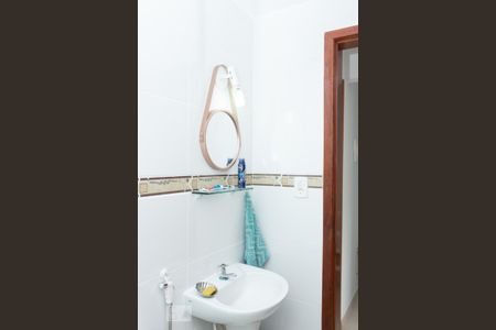Casa para alugar com 62m², 2 quartos e 1 vaga Casa para alugar com 62m², 2 quartos e 1 vagaBanheiro