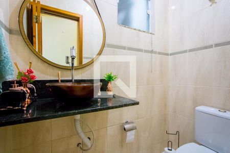 Lavabo de casa à venda com 3 quartos, 200m² em Vila Pires, Santo André