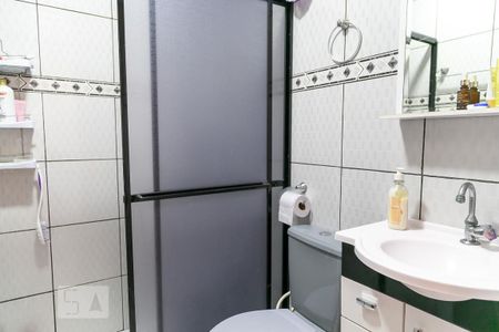 Casa à venda com 119m², 3 quartos e 2 vagasBanheiro