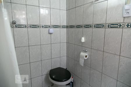 Casa à venda com 119m², 3 quartos e 2 vagasBanheiro de serviço