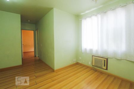 SALA de apartamento à venda com 2 quartos, 55m² em Morro Santana, Porto Alegre