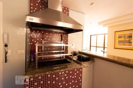 Apartamento à venda com 204m², 4 quartos e 3 vagasÁrea Comum - Churrasqueira / Salão de Festas