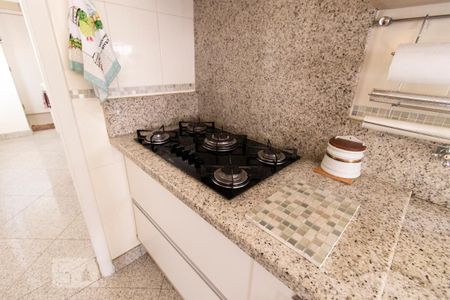 Apartamento à venda com 204m², 4 quartos e 3 vagasCozinha - Cooktop