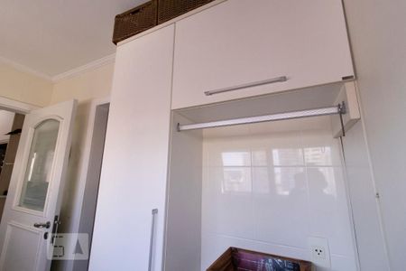 Apartamento à venda com 204m², 4 quartos e 3 vagasLavanderia - Armários