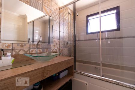 Apartamento à venda com 204m², 4 quartos e 3 vagasBanheiro Suíte 1