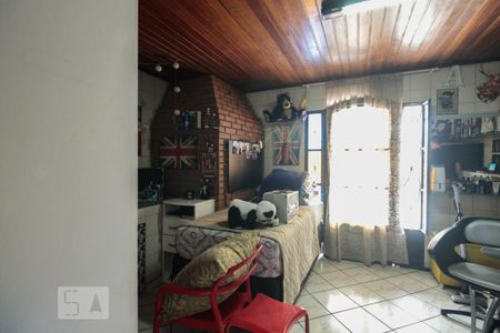 Casa à venda com 235m², 3 quartos e 2 vagasSalão de festas com Churrasqueira 