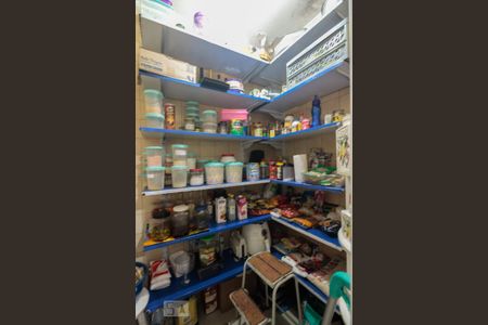 Casa à venda com 235m², 3 quartos e 2 vagasDespensa 