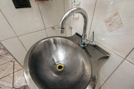 Lavabo  de casa à venda com 3 quartos, 235m² em Vila Gomes Cardim, São Paulo