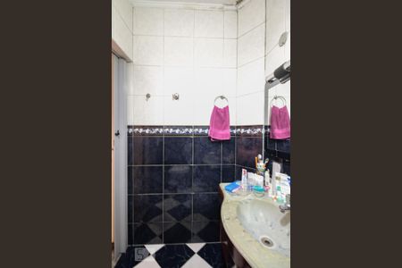 Casa à venda com 235m², 3 quartos e 2 vagasBanheiro Suíte 3