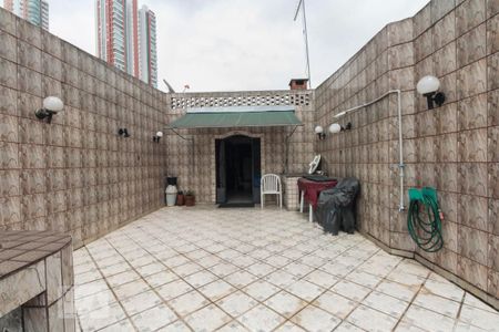 Casa à venda com 235m², 3 quartos e 2 vagasSalão de festas com Churrasqueira 