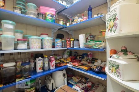 Casa à venda com 235m², 3 quartos e 2 vagasDespensa 