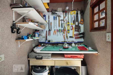 Casa à venda com 235m², 3 quartos e 2 vagasQuarto de serviço 