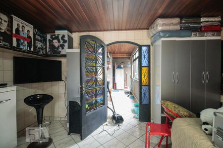 Casa à venda com 235m², 3 quartos e 2 vagasSalão de festas com Churrasqueira 