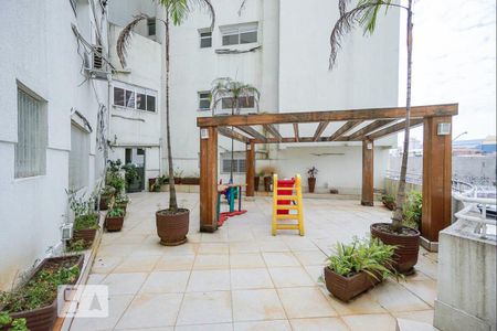 Studio à venda com 36m², 1 quarto e sem vaga Studio à venda com 36m², 1 quarto e sem vagaÁrea Comum - Playground