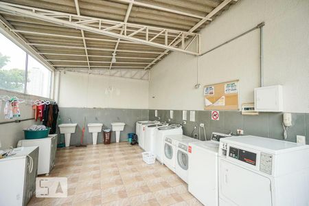 Studio à venda com 36m², 1 quarto e sem vaga Studio à venda com 36m², 1 quarto e sem vagaÁrea Comum - Lavanderia