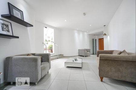 Studio à venda com 36m², 1 quarto e sem vaga Studio à venda com 36m², 1 quarto e sem vagaÁrea Comum - Hall