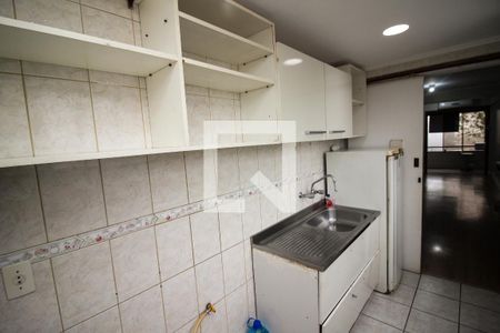 Apartamento à venda com 60m², 2 quartos e 2 vagasCozinha 
