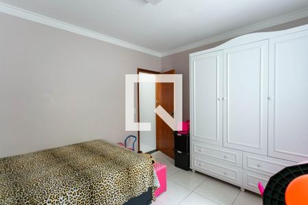 Casa à venda com 3 quartos, 92m² em Vila Araguaia, São Paulo