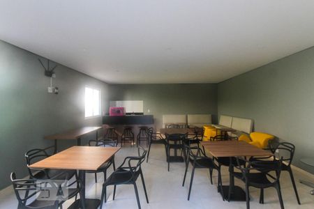 Apartamento para alugar com 24m², 1 quarto e sem vaga Apartamento para alugar com 24m², 1 quarto e sem vagaÁrea comum - Salão de festas