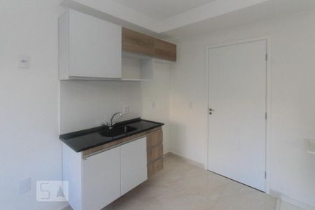 Apartamento para alugar com 24m², 1 quarto e sem vaga Apartamento para alugar com 24m², 1 quarto e sem vagaCozinha e Área de Serviço