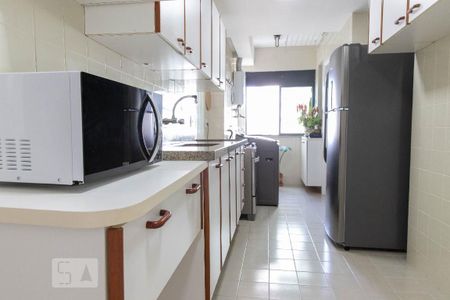 Apartamento à venda com 88m², 2 quartos e 1 vagaCozinha