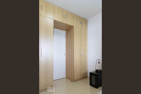 Apartamento à venda com 88m², 2 quartos e 1 vagaQuarto 