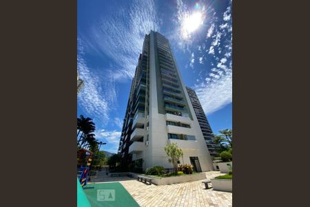 Apartamento à venda com 88m², 2 quartos e 1 vagaFachada do bloco 