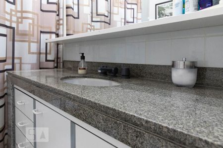Apartamento à venda com 88m², 2 quartos e 1 vagaBanheiro da suíte 