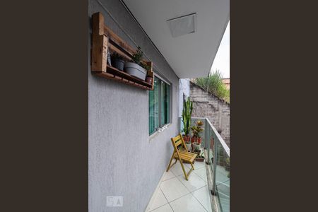 Varanda da sala de apartamento para alugar com 3 quartos, 80m² em União, Belo Horizonte