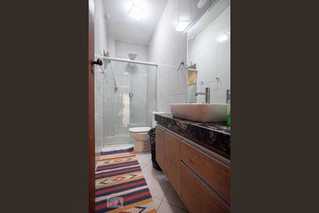 Apartamento para alugar com 80m², 3 quartos e 1 vaga Apartamento para alugar com 80m², 3 quartos e 1 vagaBanheiro social