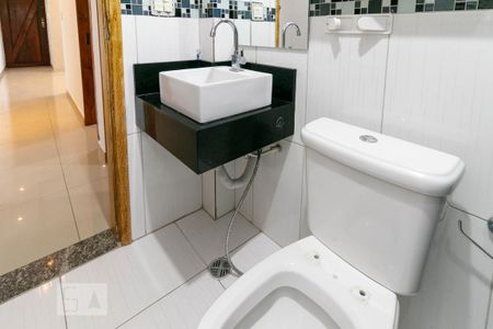 Apartamento à venda com 52m², 2 quartos e 1 vaga Apartamento à venda com 52m², 2 quartos e 1 vagaBanheiro