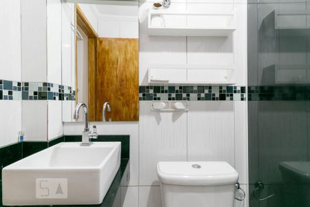 Banheiro de apartamento à venda com 2 quartos, 52m² em Chácara Cruzeiro do Sul, São Paulo