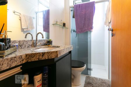 Apartamento à venda com 199m², 3 quartos e 4 vagasBanheiro da Suíte