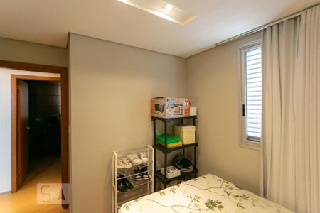 Quarto 1 de apartamento à venda com 3 quartos, 199m² em São Paulo, Belo Horizonte